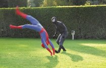 Animazione in costume da Spiderman e Uomo Ragno durante un matrimonio