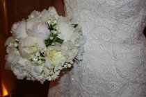 Bouquet della sposa con peonie bianche realizzato dal Girafiore