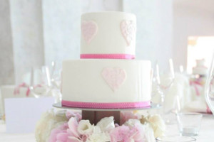 Wedding cake americana - Gusto Banqueting & Catering