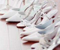 Guida alla scelta delle scarpe da sposa