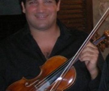 Salvatore Petrotto violinista/cantante