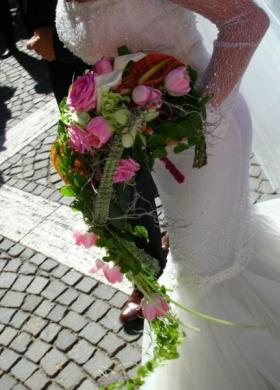 Bouquet a cascata per la sposa