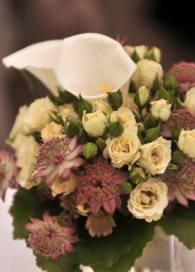 Bouquet dallo stile romantico per la sposa