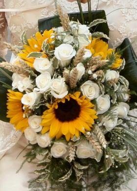 Bouquet con girasoli