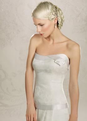 Vestito da sposa senza spalline e dettagli in raso - Collezione Zaffiro Z30