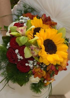 Bouquet di girasoli per la sposa