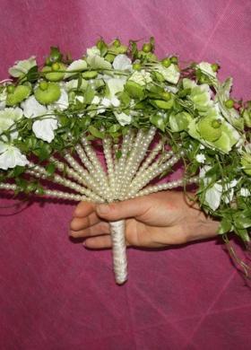Ventaglio con fiori per il bouquet da sposa