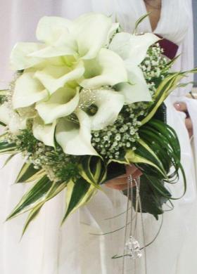 Bouquet di calle bianche
