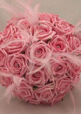 Bouquet rosa con piume