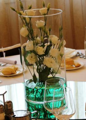 Centrotavola di fiori in vaso