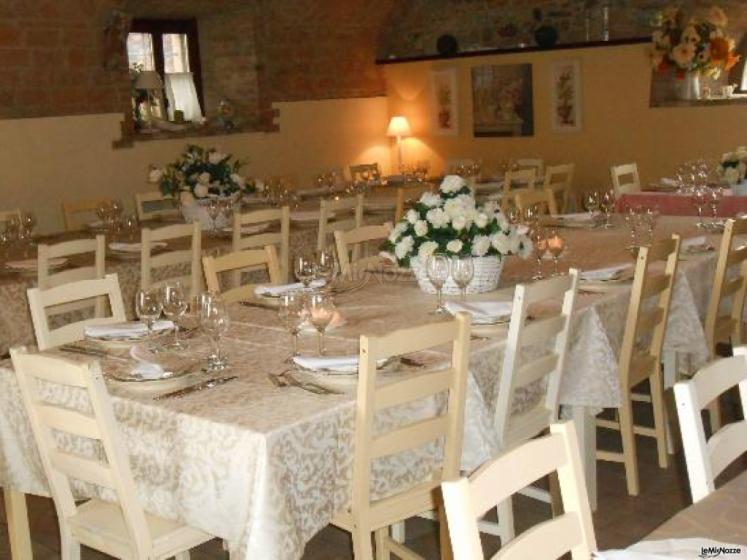 Tavolate per il ricevimento di matrimonio all'Agriturismo La Moffelona