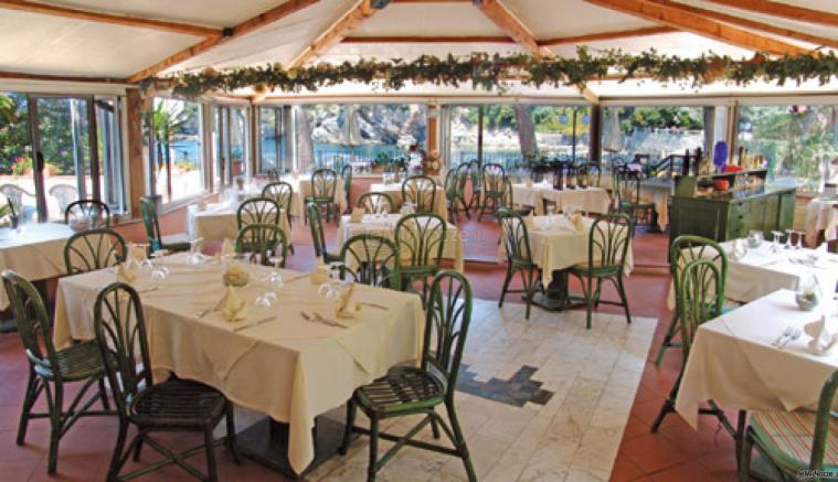 Il ristorante sul mare dell'hotel