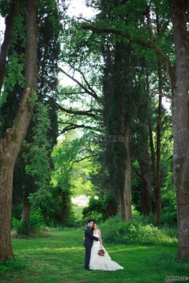 Villa Taticchi - Gli sposi nel giardino della Villa