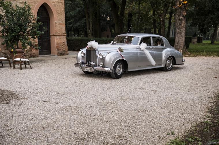 Roberto Golfieri - Organizzazione autonoleggio per matrimoni a Modena