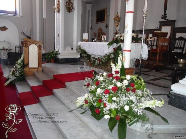 Allestimento floreale chiesa by I fiori di Franca