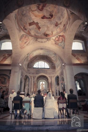 Foto in chiesa durante la cerimonia