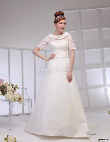 Vestito da sposa con corpetto in pizzo