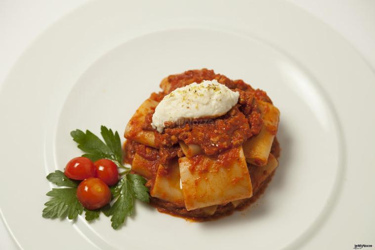 Paccheri con Ragù di maialino nero dei Nebrodi e ricotta fresca