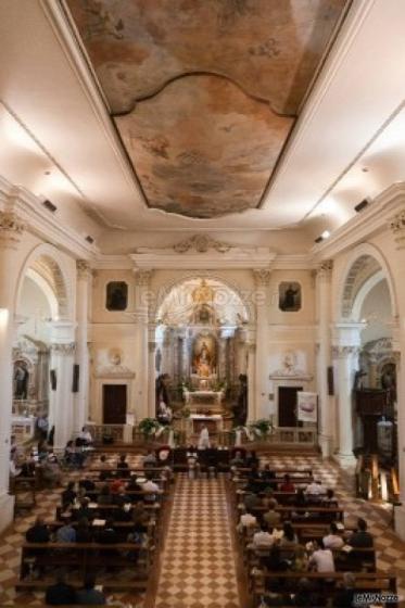 Foto panoramica della chiesa