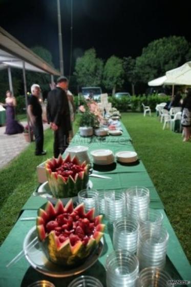 Ricevimento di matrimonio in giardino