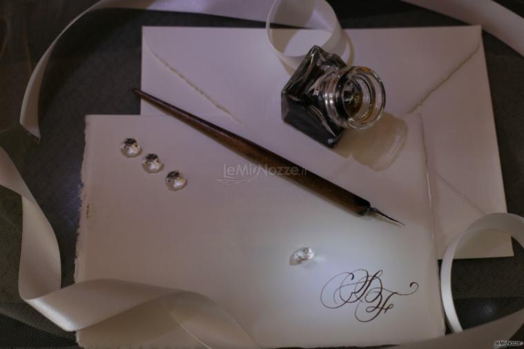 Carta di Amalfi, pennino e calamaio per le partecipazioni di nozze