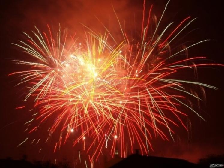 Fuochi d'artificio per gli sposi