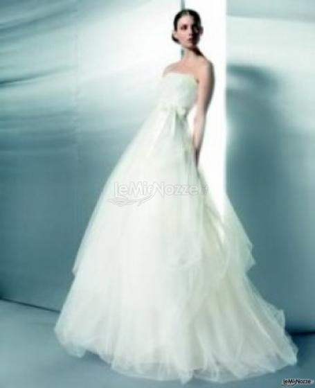 Abito da sposa con gonna in tulle