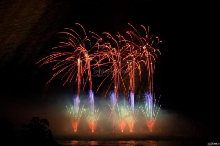 Fuochi d\'artificio per il matrimonio