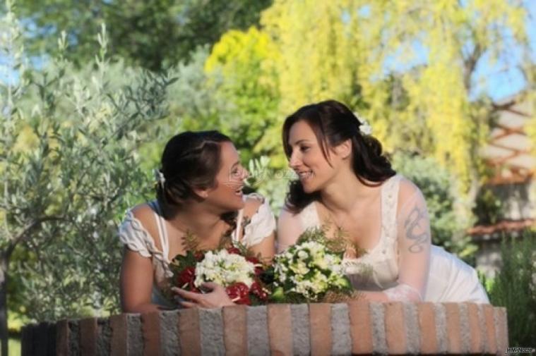 Foto della sposa con la damigella