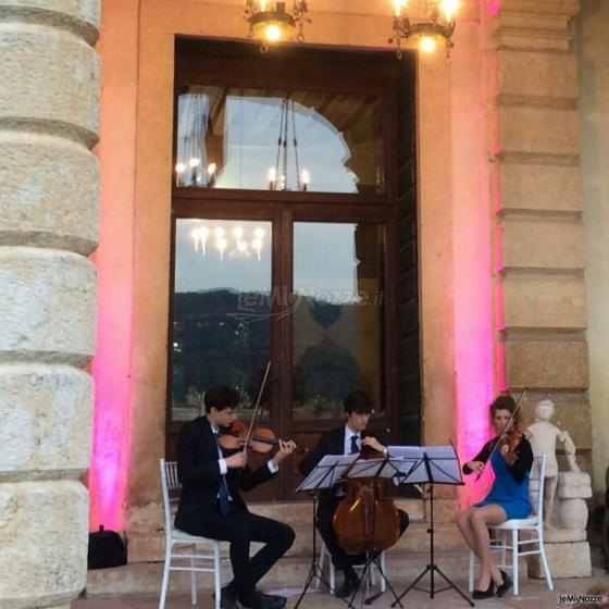 Bouquet Quartet - Trio d'archi in villa per ricevimento matrimoni
