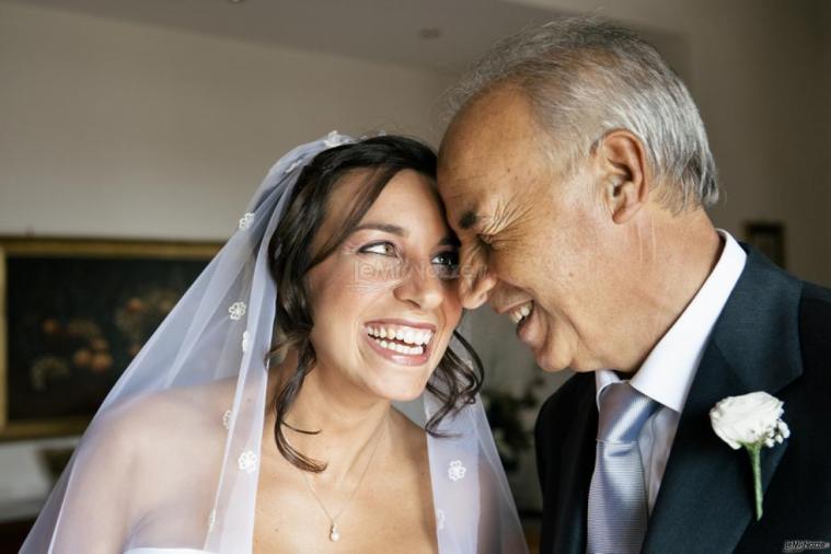 La sposa con suo padre catturata da Martina Botti Fotografa