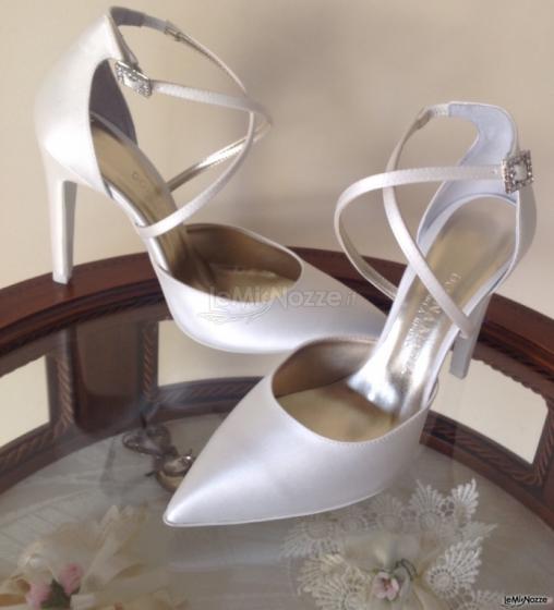 Donnamaria Romano calzature - La scarpa da sposa con intreccio