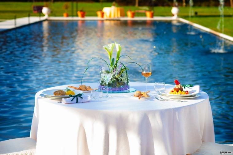 Il tavolo degli sposi a bordo piscina - Ristorante Alla Pergola da Piero