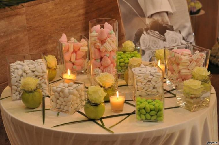 Tavolo confettata con candele