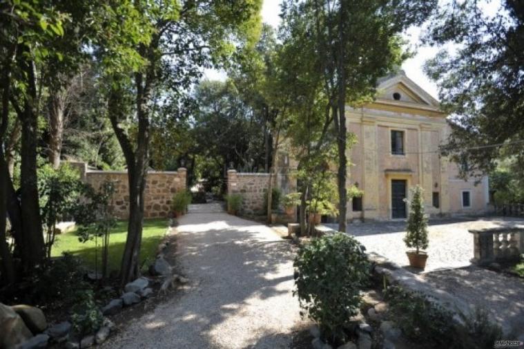 Ingresso alla location di matrimonio a Roma