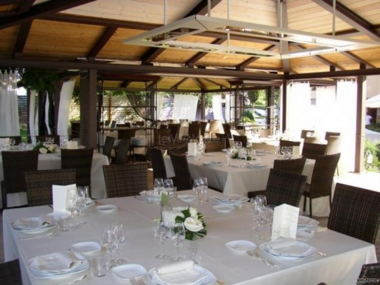 Ristorante per il matrimonio in giardino