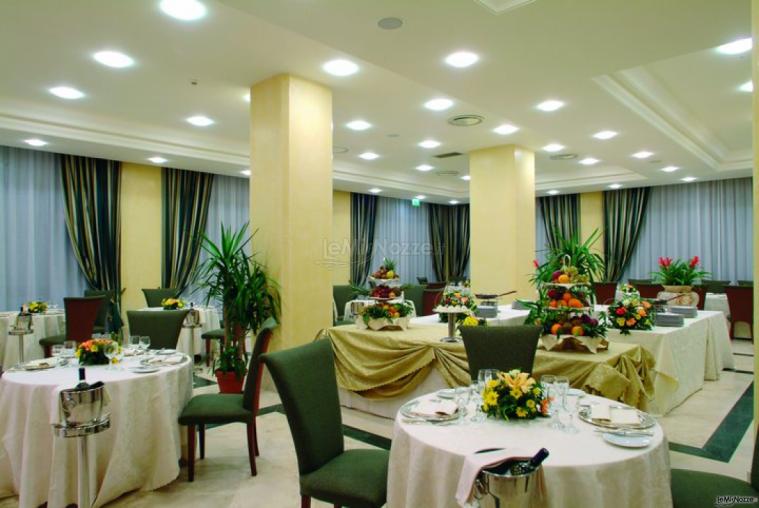 Sala interna dell'Hotel Nettuno, hotel per banchetti e cerimonie a Catania