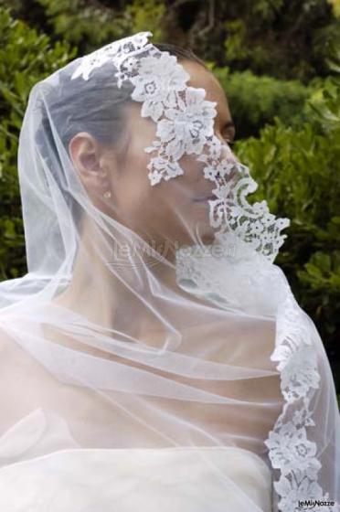 Creazioni Francesca - Velo ricamato per l'abito da sposa