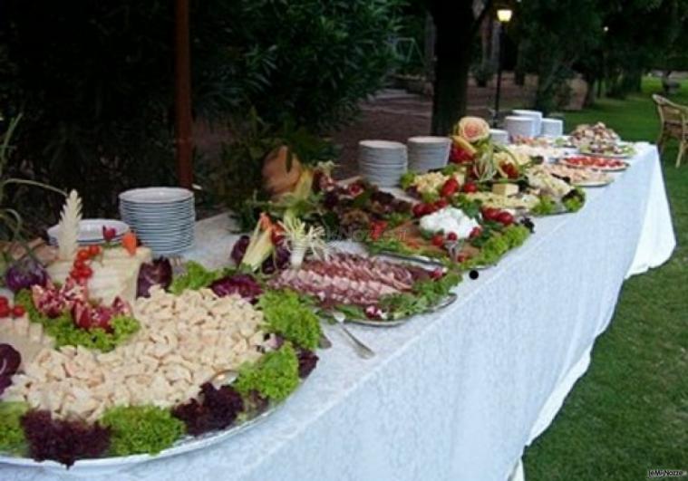 Tavolo del buffet di matrimonio
