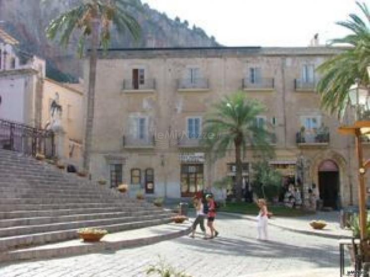 Esterno della location per ricevimento di matrimonio Palazzo Maria