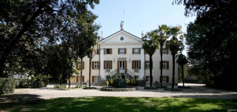 Facciata Villa