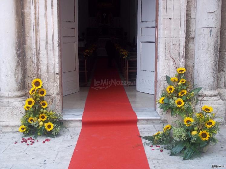 Miraglia Fiori - Ingrasso chiesa con girasole e salix