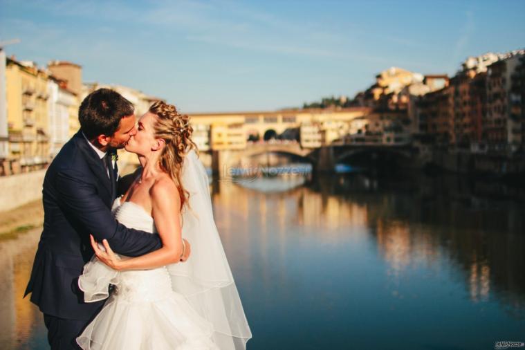 Laura Barbera Fotografo - Sposi con vista sull'Arno