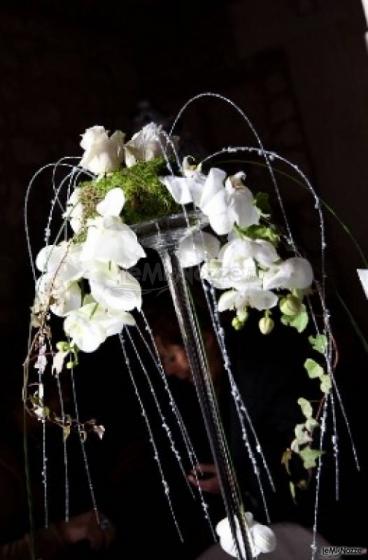 Cascata di fiori per il matrimonio