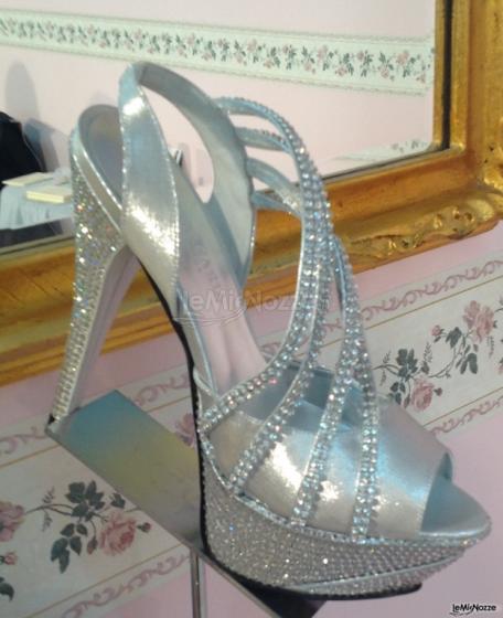 Donnamaria Romano calzature - La scarpa da sposa con Swarovski