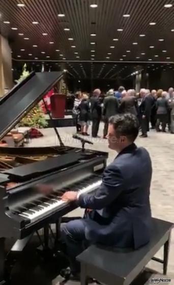 Diego Paltrinieri pianista per eventi - Musica per il matrimonio a Milano