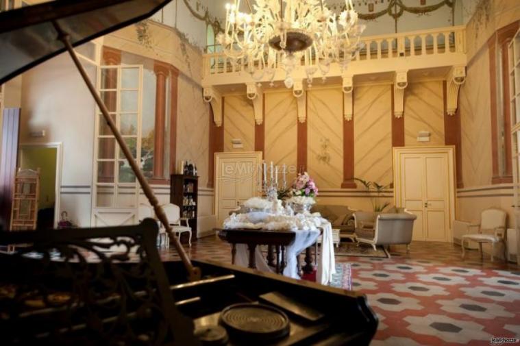 Sala del pianoforte a Villa Ramacca