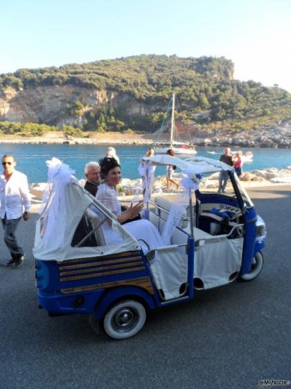 Wedding al mare - La sposa sull'Ape Calessino