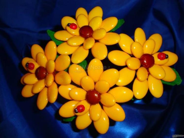 Confetti a forma di fiore - Bomboniere MPM