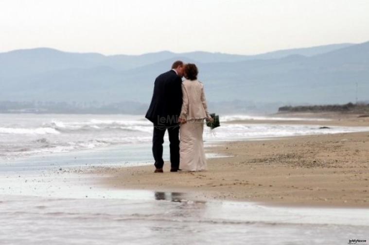 Servizio fotografico del matrimonio: foto in spiaggia